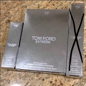 Bundle of 2x Tom Ford Extreme Makeup Products